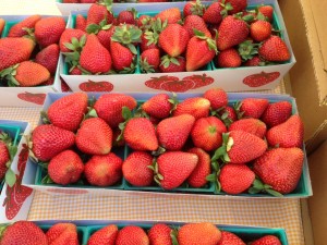 farmers market berries